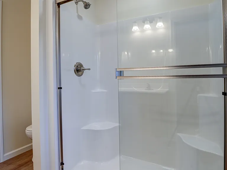 1013 Caroline Ave — Photo 15
