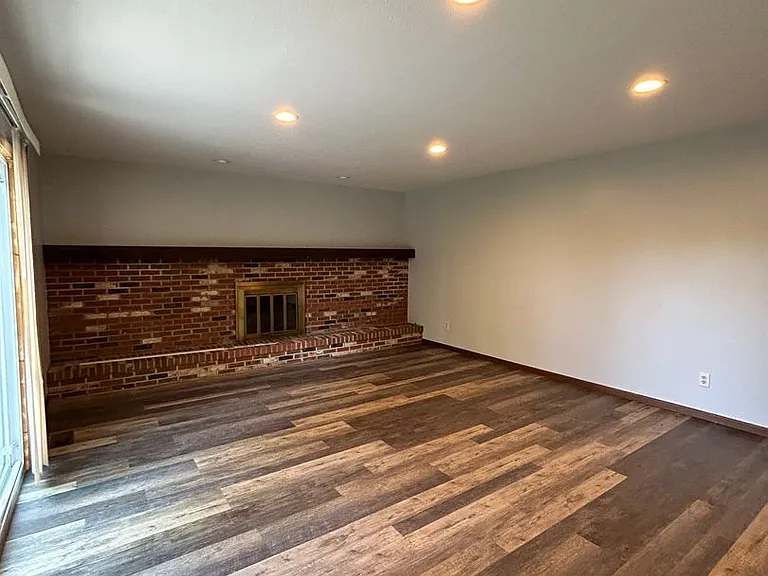 8659 Groveside Dr — Photo 37