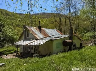 19 Old Railroad Grade Rd, Newland, NC 28657