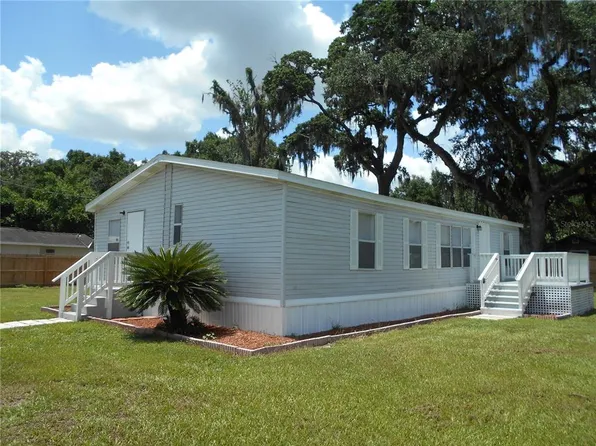 37707 Primo Dr, Dade City, FL 33523