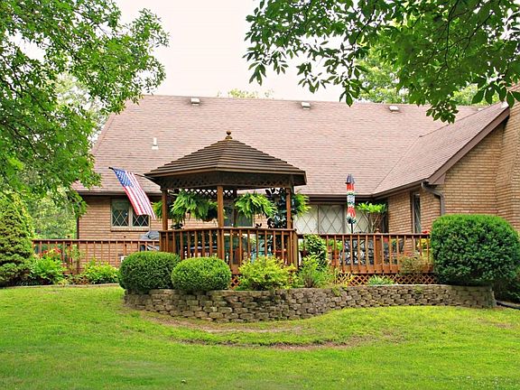 4th image of 1480 Briarwood Dr