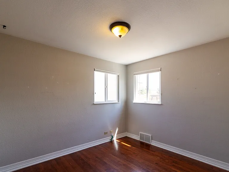Upstairs Bedroom 1 (with closet not pictured)