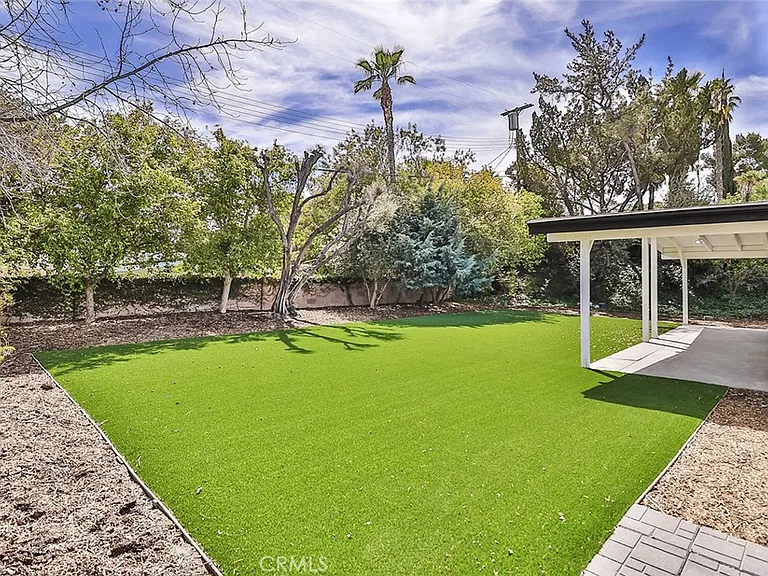 23540 Kivik St — Photo 37