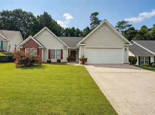535 Suwanee East Dr, Lawrenceville, GA 30043