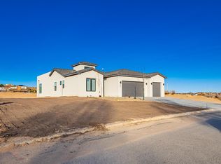 605 Colorado Mountain Rd NE, Rio Rancho, NM 87124