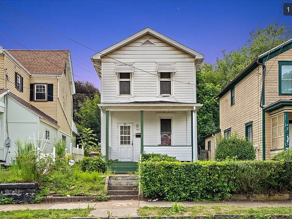 1st image of 1311 3rd Ave