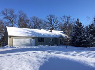 7606 Shadow Ln, Horace, ND 58047