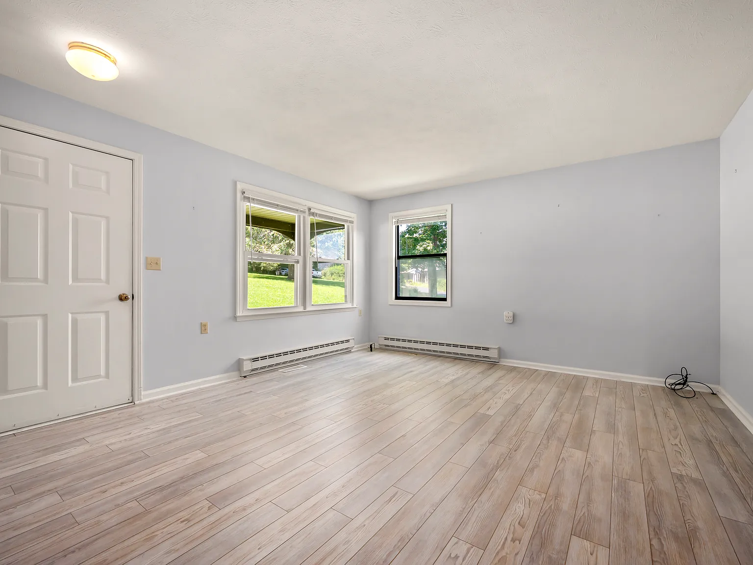 24 Canter Court - 1 — Photo 3