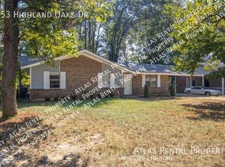 553 Highland Oaks Dr, Tuscaloosa, AL 35405