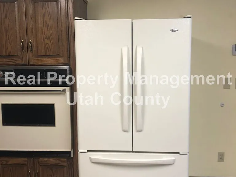 1639 N 1200th St E — Photo 15