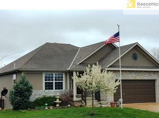 818 Garnes St, Raymore, MO 64083