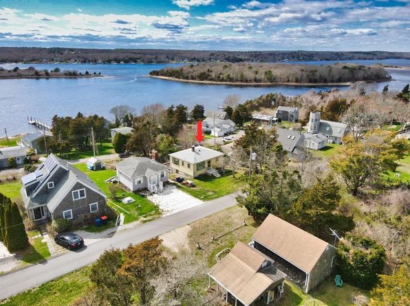 127 D Pettey Ln, Westport, MA 02790