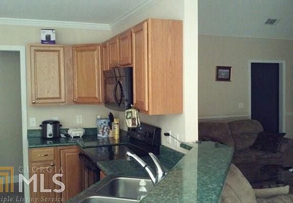4th image of 2045 Pinemount Blvd