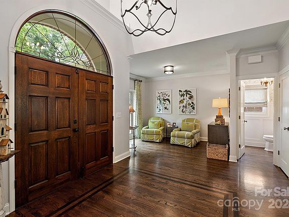 5th image of 738 8th Street Dr NW