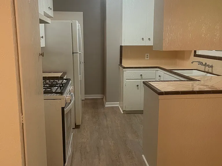 314 Haverford Dr — Photo 14