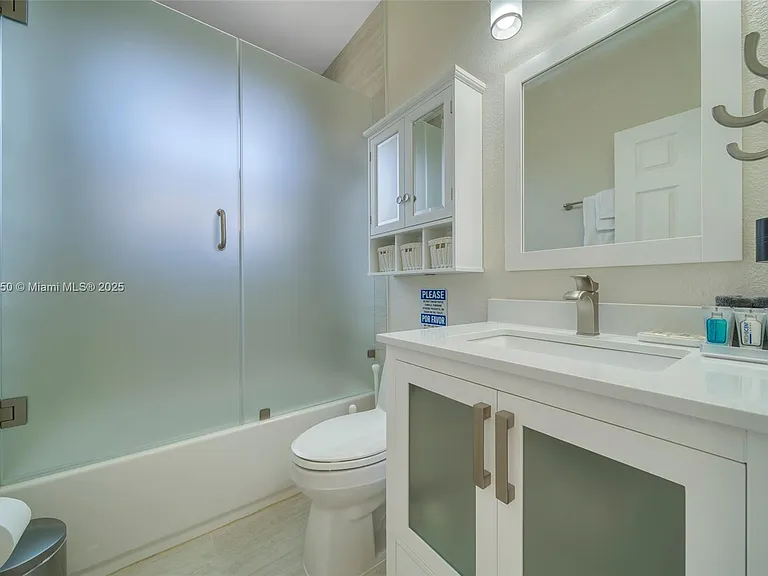 16403 SW 79th Ln — Photo 32