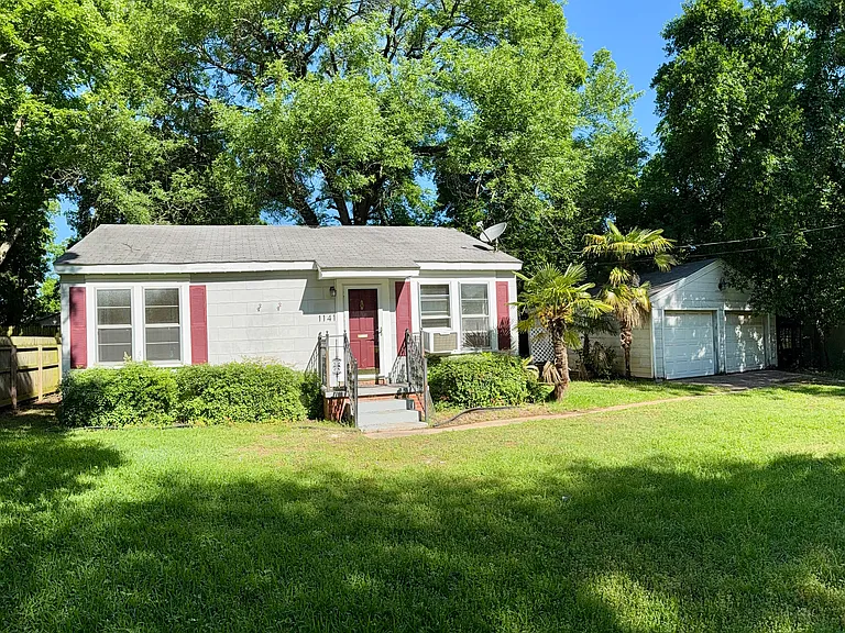 1141 Waller Ave — Photo 1