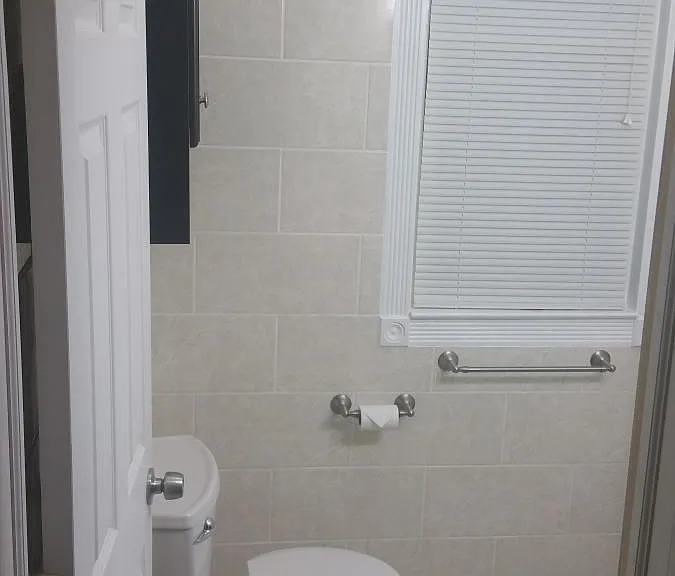 3416 Bates St — Photo 3