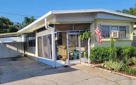 3rd image of 1208 Lee Street #82
