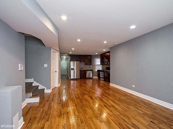 5th image of 7955 S Essex Ave APT 1