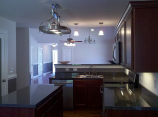 111 Midvale Xing, Staunton, VA 24401