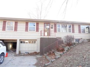 5425 NE 42nd Ter, Kansas City, MO 64117