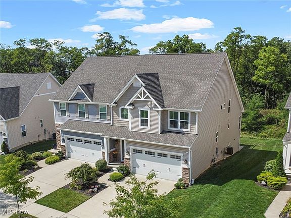 2nd image of 3185 Old Mill Dr