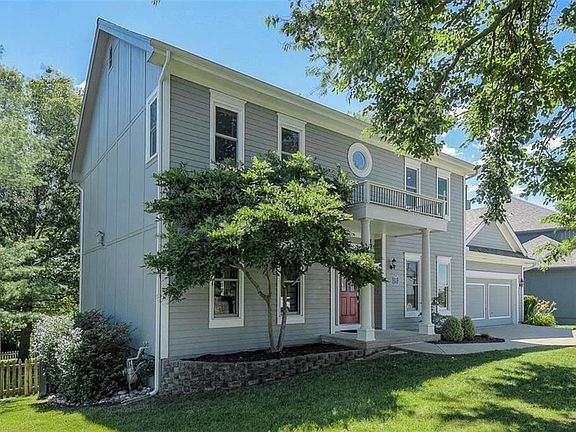 2nd image of 1025 Aspen Dr