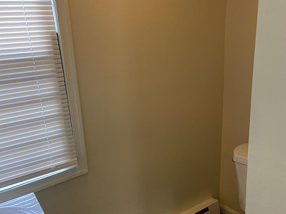 4th image of 1528 W Tioga St