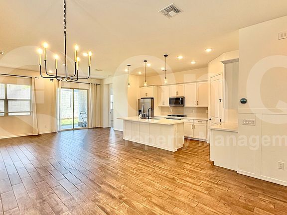 4th image of 4437 W Mountain Laural Dr