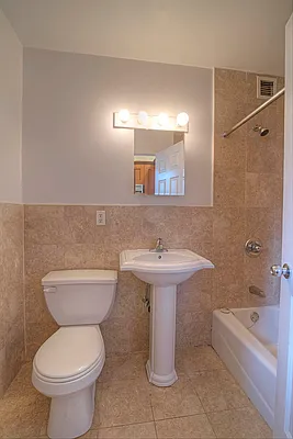 Rented by Oxford Property Group | media 12