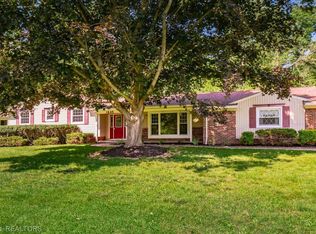 1845 N Livernois Rd, Rochester Hills, MI 48306