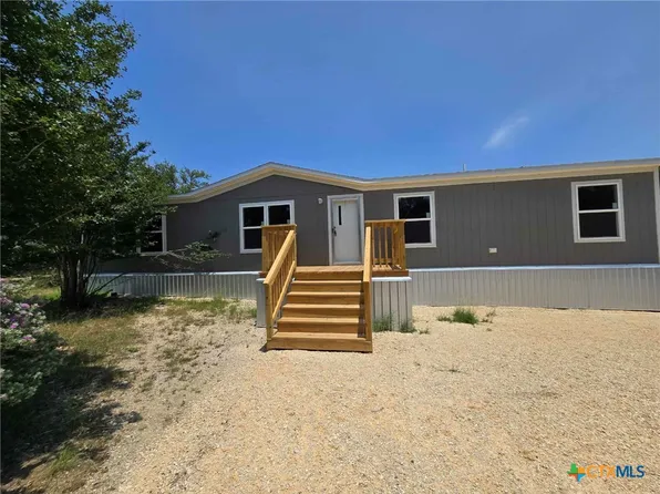 269 E Clark St, Canyon Lake, TX 78133