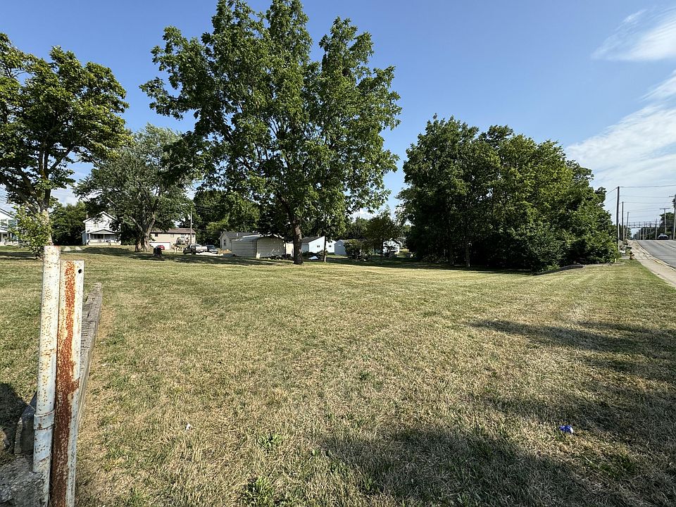 2nd image of 218 S Grener Ave