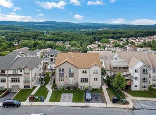 24 Chevron Rd, Monroe, NY 10950