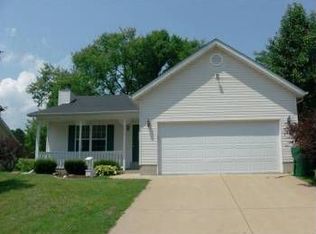 417 Cypress Dr, Pacific, MO 63069