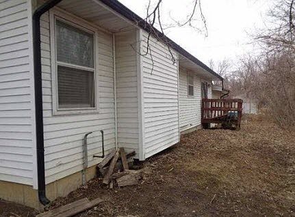 3rd image of 8123 Shore Dr