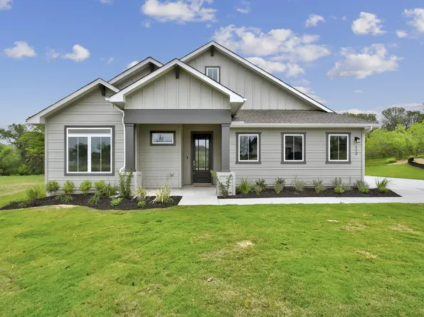 112 Black Kite Ct, Cedar Creek, TX 78612