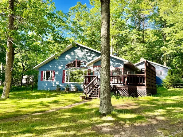 3171 N Carpenter Lake Rd, Eagle River, WI 54521