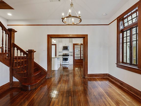 2nd image of 2105 General Taylor St #610250