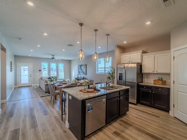 5804 S Adobe Sun Dr — Photo 10