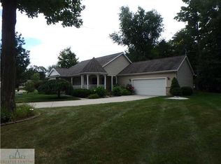 8760 Jacaranda Dr, Dimondale, MI 48821