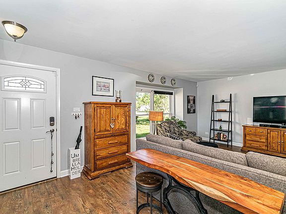 3rd image of 2248 Brent Ct