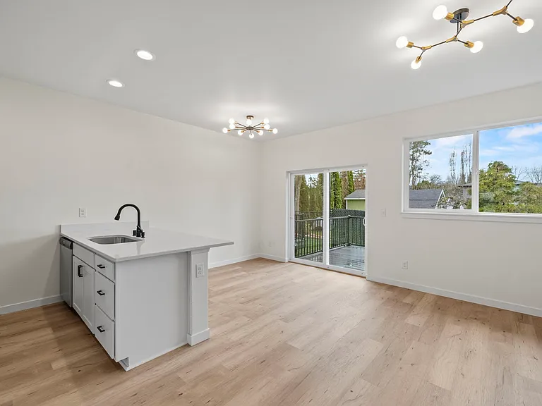 514 Deeded Ln SW — Photo 11