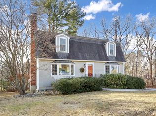 34 Edge St, Ipswich, MA 01938