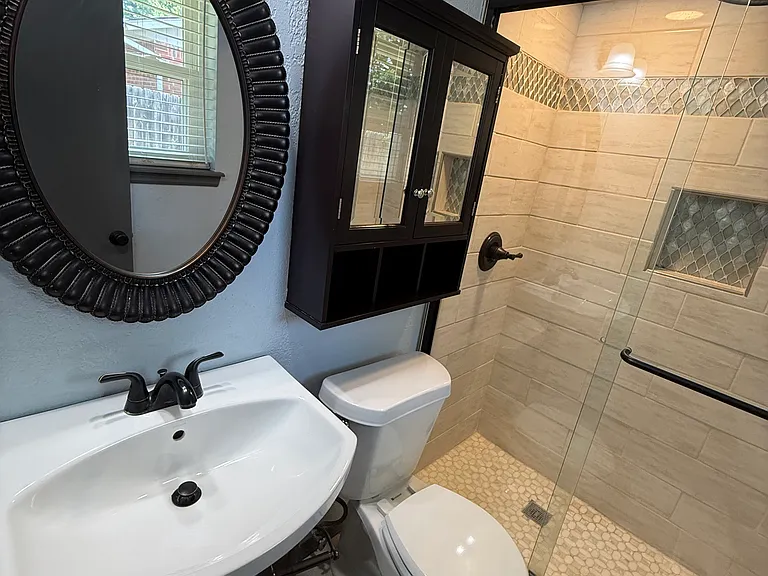 501 Palais Ave — Photo 12