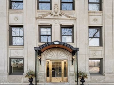 3530 N Lake Shore Dr APT 6A, Chicago, IL, 60657