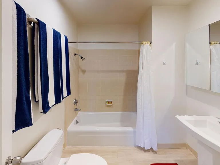 831 Cliff Dr — Photo 24