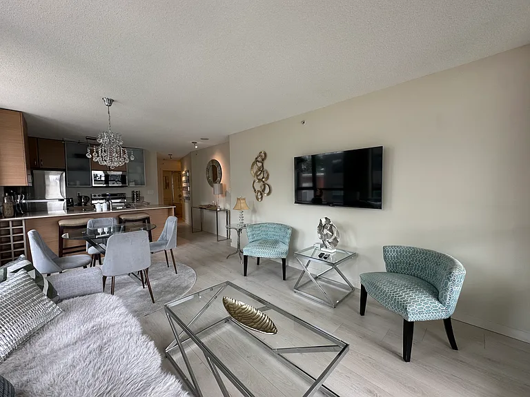 977 Mainland St #511 — Photo 18