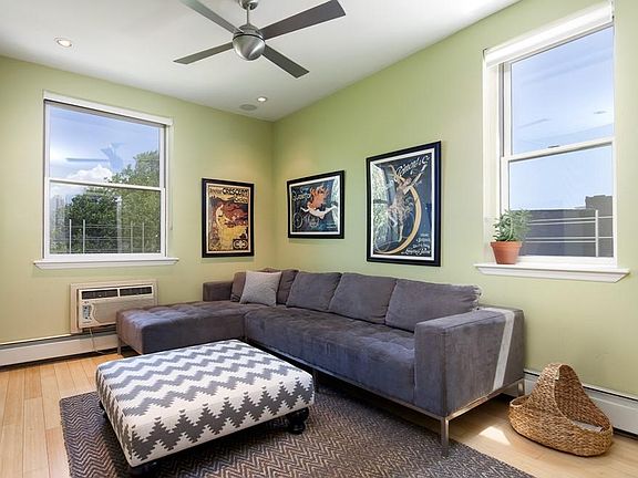 3rd image of 344 Degraw St APT 4D
